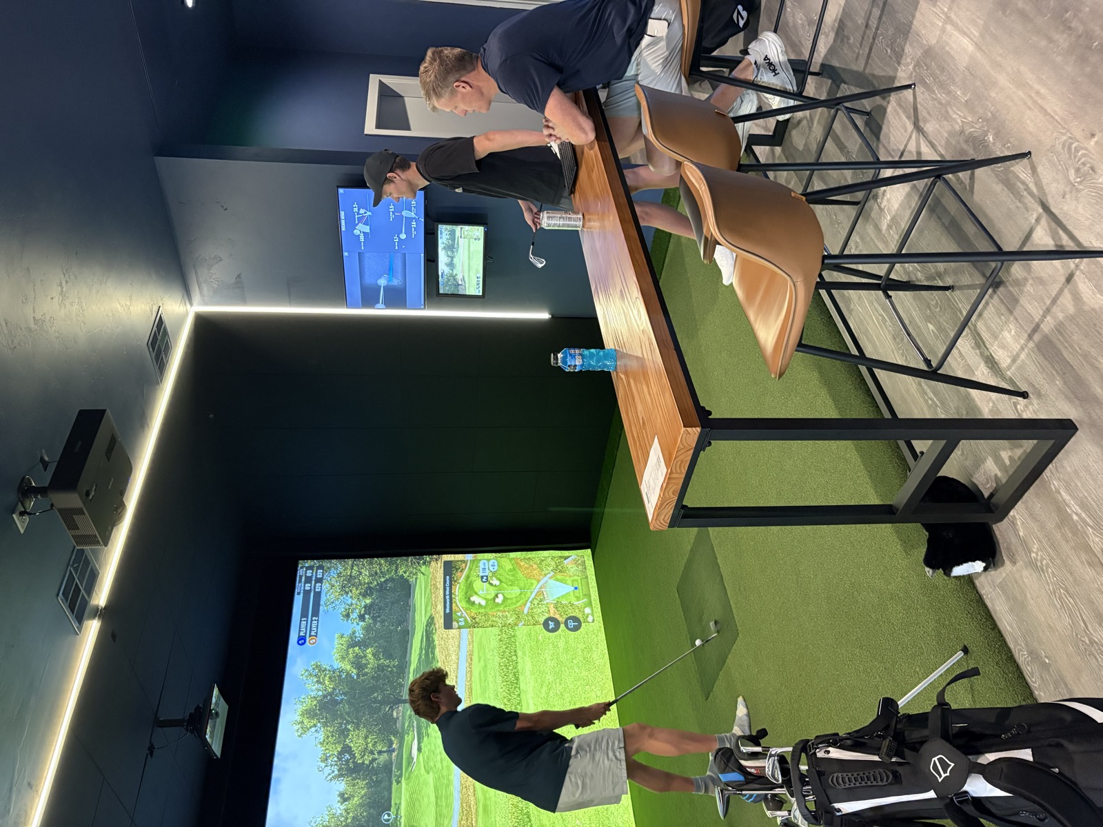 Crushers Golf Lounge Bay